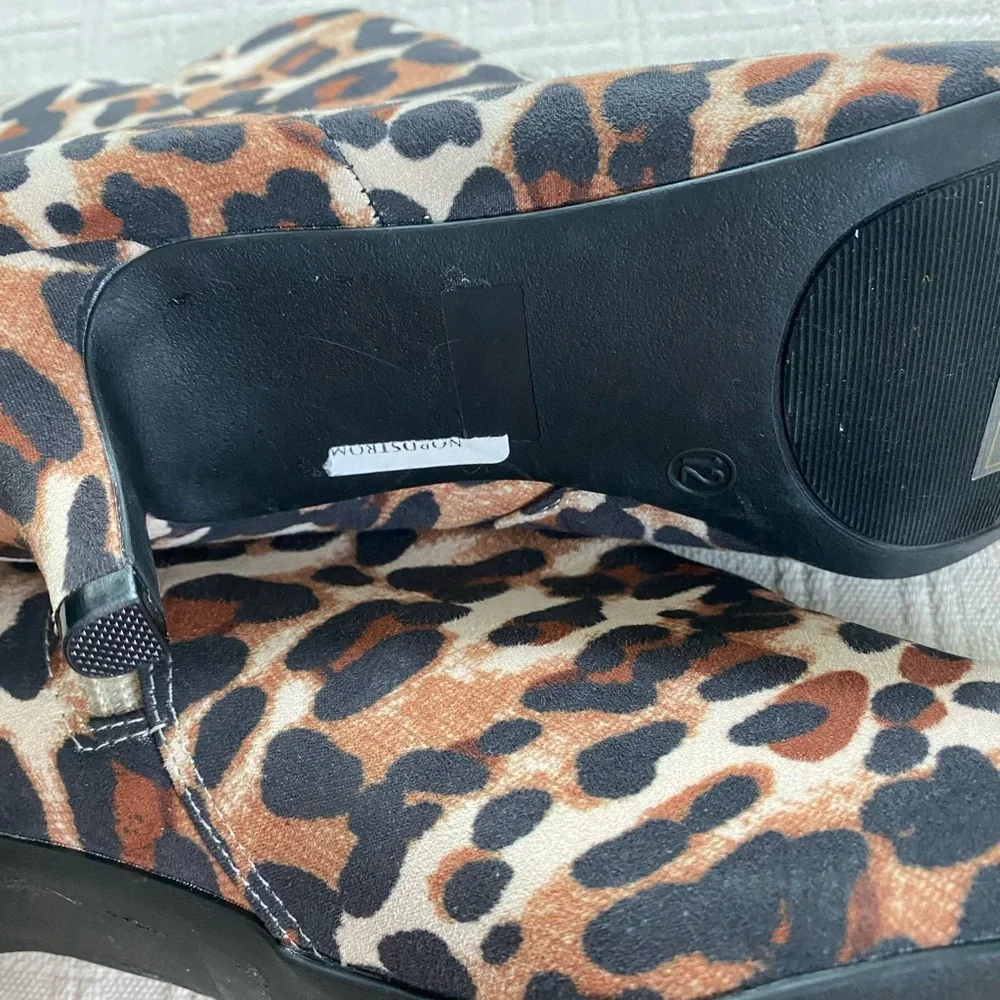 Journee Collection leopard print booties. - Picture 8 of 10